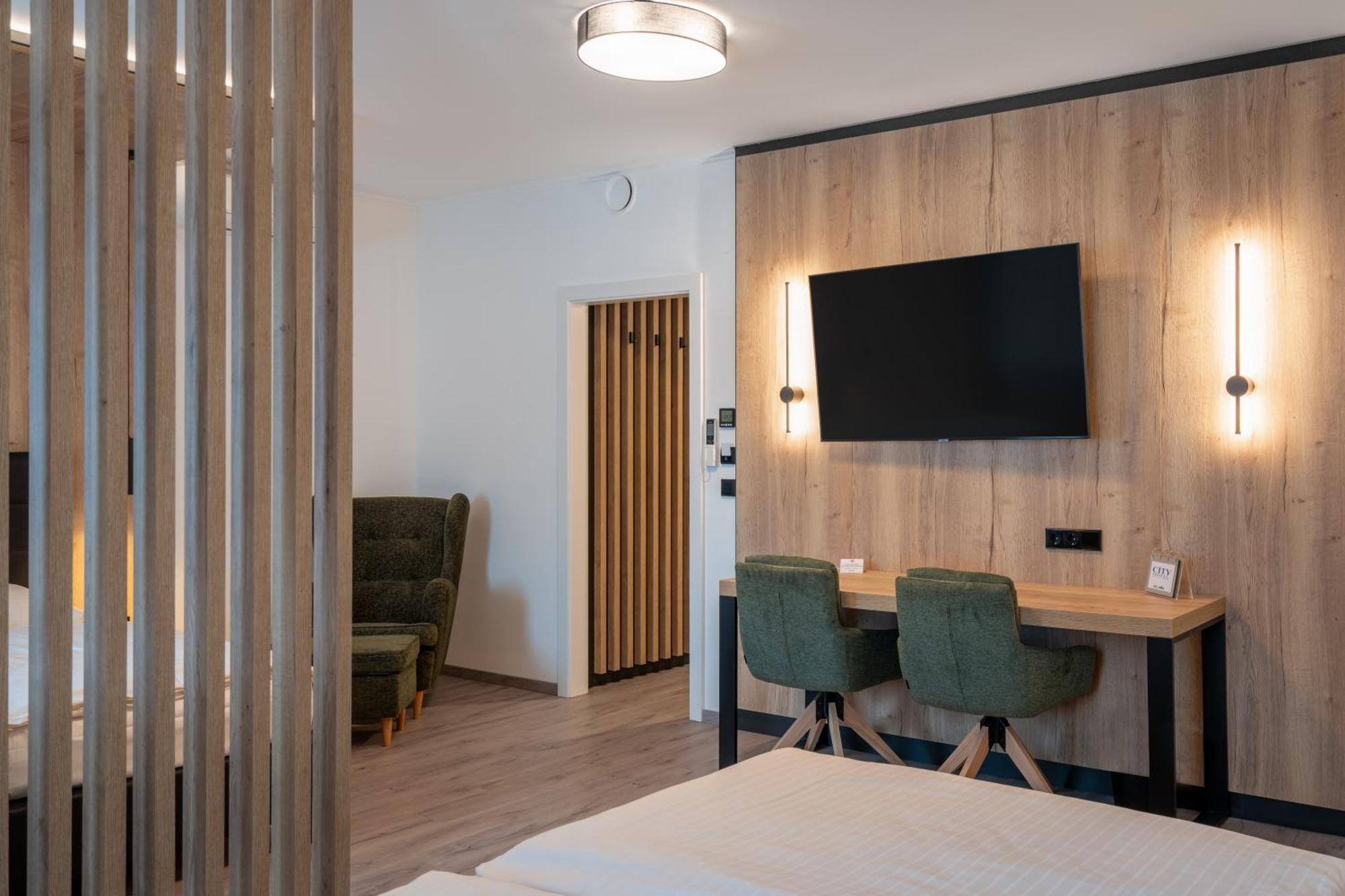 City Hotel Stockerau Luaran gambar